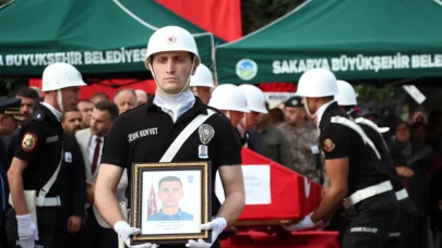 Çankırı'daki kazada hayatını kaybeden polis özel harekat kursiyeri Sakarya'da defnedildi