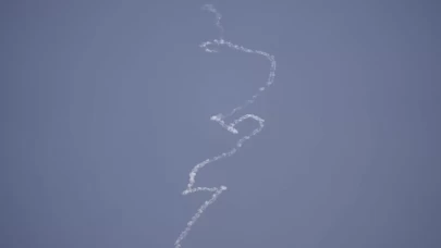 Gerilim artıyor! İran İsrail’e yeniden balistik füze fırlatmaya başladı