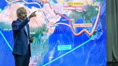 Bakan Uraloğlu duyurdu: Türkiye 21 ülkeyi birbirine bağlayan ticaret üssü oluyor!