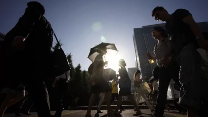 Japonya'da aşırı sıcaklardan 18 kişi öldü, 8 bin 603 kişi hastanelik oldu