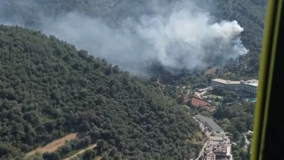 İzmir Narlıdere'de yangın paniği! Hava ve kara ekipleri devrede!