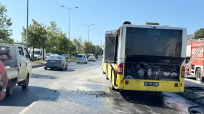 Sultangazi'de İETT otobüsünde çıkan yangın söndürüldü