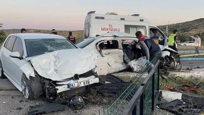 Feci kaza evli çifti hayattan kopardı