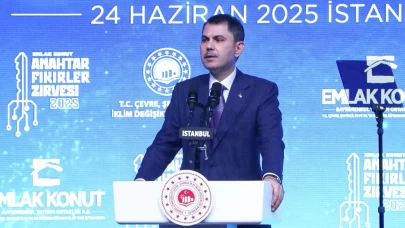 Bakan Kurum: Yıl sonuna kadar evine girmeyen depremzede bırakmayacağız