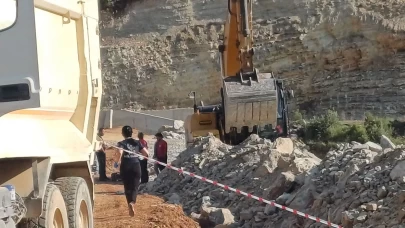 Adana'da gölet çalışmasında toprak kayması: 1 ölü