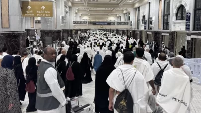 2 milyon Müslüman hacı oldu