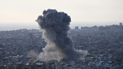 İsrail ordusu, Lübnan'ın güneyinde bir binayı bombaladı