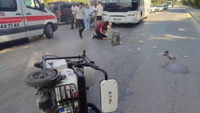 Antalya'da otobüs ile elektrikli motosiklet çarpıştı: 2 yaralı