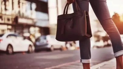 Stil sahibi kadınlar için çanta seçiminde altın kurallar