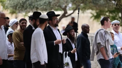 İsrail'de yönetim ve halk arasında kriz! Yurtdışına çıkma yasağı mahkemeye taşındı