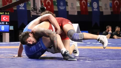 Kocaeli'de güreş şampiyonası sona erdi