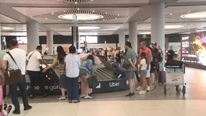 Bayram dönüşü! Megakentte havalimanlarında rekor yolcu hareketi