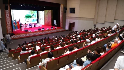 Türk dünyasının mimar ve restoratörleri Kazakistan'daki sempozyumda bir araya geldi