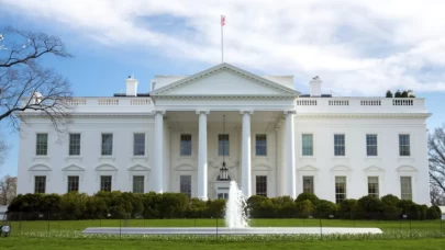 Beyaz Saray: "Katar'daki durumu yakından izliyoruz"