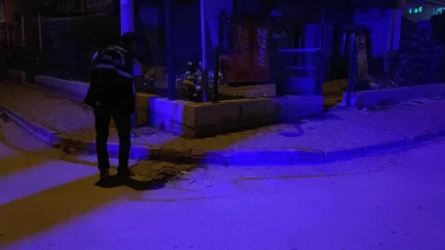 17 yaşındaki genç, tanımadığı kişiler tarafından bıçaklandı