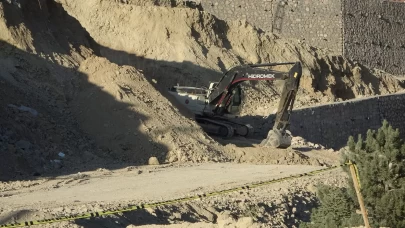 Malatya'da şantiye alanında top mermisi bulundu