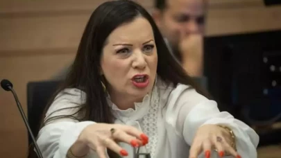 İsrail'de insanlıktan çıkma yarışı! Madleen gönüllülerine yiyecek ve içecek vermeyelim!