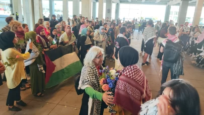 Şuayb Ordu ve Yasemin Acar Berlin'de! Türk aktivistler İsrail'e meydan okudu