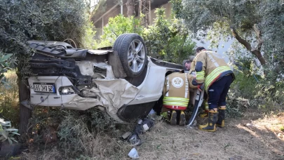 Manisa'da otomobil takla attı: Sürücü yaralı