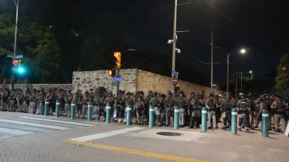 ABD'de halk göçmenlere adalet istedi: Eyalet birimleri halka karşı 7 bin asker getirdi