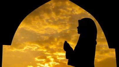 Korku, Çaresizlik ve Sıkıntı Anında Okunacak Dualar: Huzur Veren Ayet ve Esmalar