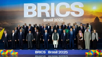 Bakan Fidan, BRICS Liderler Zirvesi'nde aile fotoğrafı çektirdi