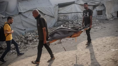 İsrail’den bir katliam daha! Çadır kamplarına bomba yağdırdı: Şehit sayısı artıyor