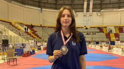 Şevval Çakal'dan Almanya'da altın madalya