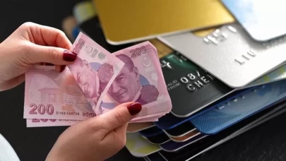 Kredi kartı faiz oranları düştü mü? Merkez Bankası duyurdu