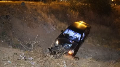 Elazığ’da otomobil şarampole uçtu: 5 yaralı