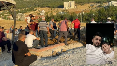 Yürek yakan veda! Baba-oğul yan yana uğurlandı