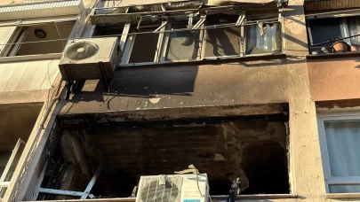 Bayraklı’da apartmanda yangın paniği