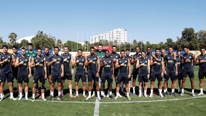 Fenerbahçe, Portekiz kampında hazırlıklarına devam ediyor