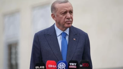 Cumhurbaşkanı Erdoğan, Pezeşkiyan ile bir araya geldi