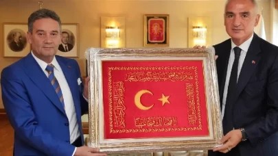 Toplu sözleşme öncesinde Türk Kültür Sanat Sen’den Bakan Ersoy’a ziyaret