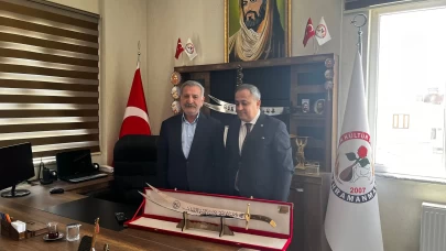 MHP Kahramanmaraş İl Başkanlığı’ndan Cemevi Ziyareti: “Muharrem Ay Barışa ve Birliğe Vesile Olsun”