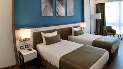 Oteldeki kötü kokuya yarım iade kararı!