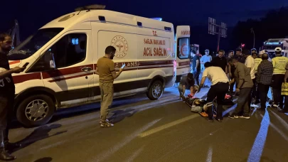 Ağrı'da yolun karşısına geçen yayaya otomobil çarptı