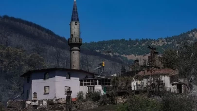 İzmir’de alevler 40 haneyi küle çevirdi!