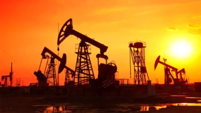 ABD'nin ticari ham petrol stokları 3.9 milyon varil azaldı