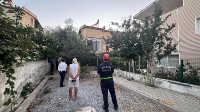 Tamir için çıktığı çatıdan düşerek öldü