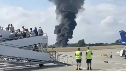 İngiltere'de yolcu uçağı düştü