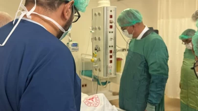 Orman yangınında yaralanan Kader Dereli'nin tedavisi yoğun bakımda sürüyor