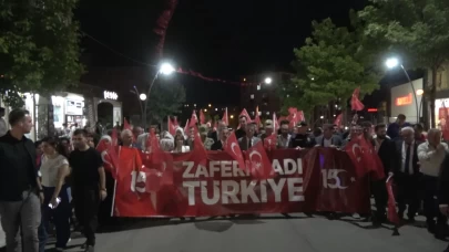 Şırnak’ta demokrasi nöbetine yoğun katılım
