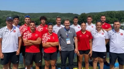 Genç milli kanoculardan Romanya'da 3 madalya