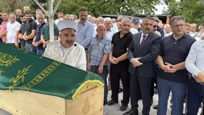 Cem Küçük'ün acı günü!