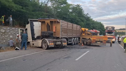 Samsun'da tırla traktör çarpıştı: 2 yaralı