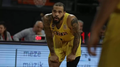 Mersin Spor, Justin Cobbs ile yola devam ediyor