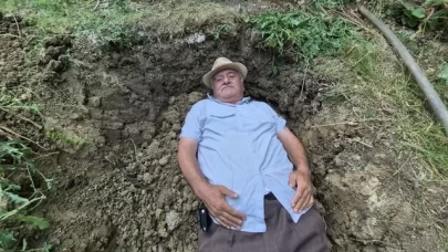 Rüyasında öldüğünü gördü, kendi mezarını kazdı