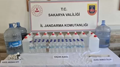 Sahte içki operasyonu: Evden 60 litre kaçak alkol çıktı